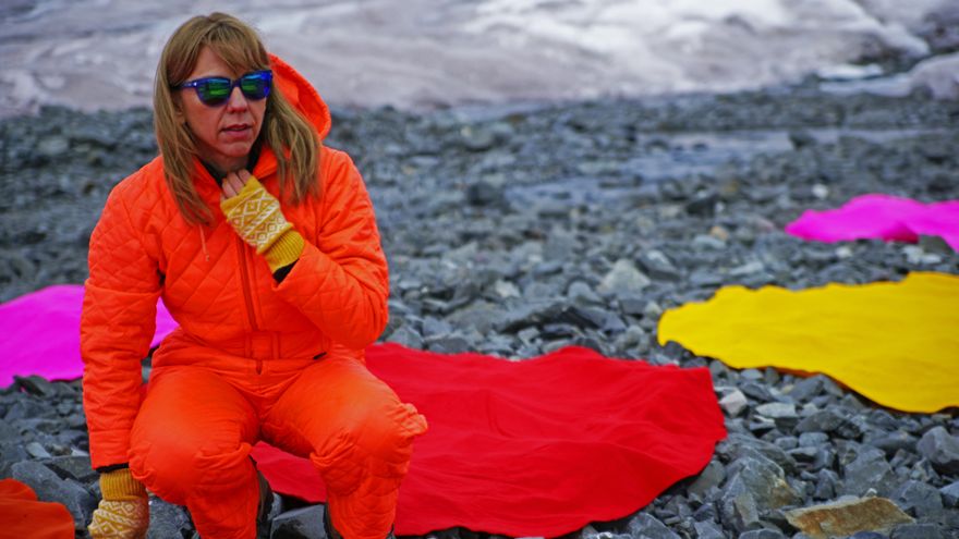 466 El Diario APECS Art Andrea Juan